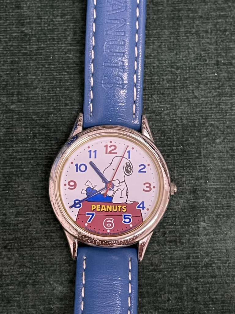 スヌーピー腕時計の電池交換(*^-^*) | ラフィーネヒラタ - 腕時計